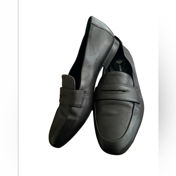 ANTONIO MELANI Classic Black Leather Loafers - Picture 3 of 4